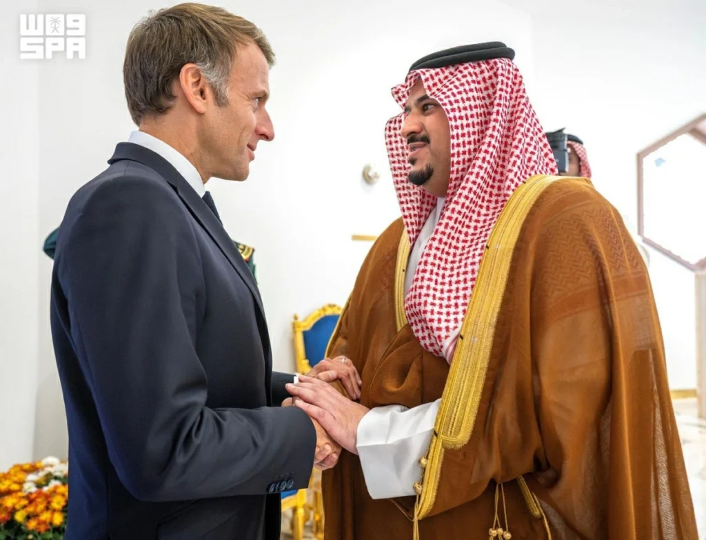 Macron arrives in Riyadh, pledges French military support against Houthi attacks