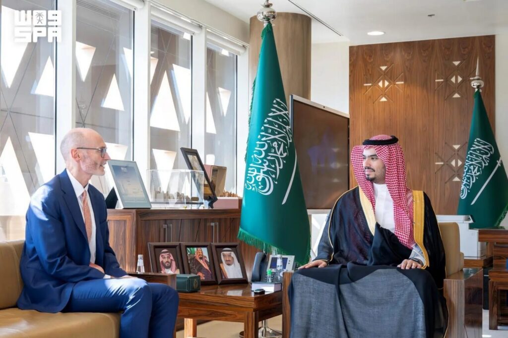 Diriyah Governor Receives British Ambassador to Saudi Arabia